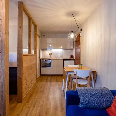 Le Cry - Cosy 2pax - Free Parking - 5mn Center *