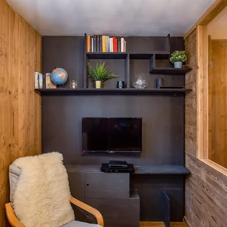 Le Cry - Cosy 2pax - Free Parking - 5mn Center Apartment *